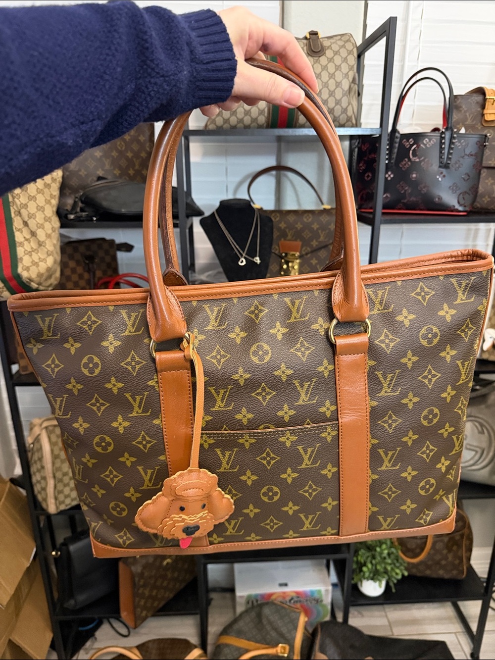 LV Weekender